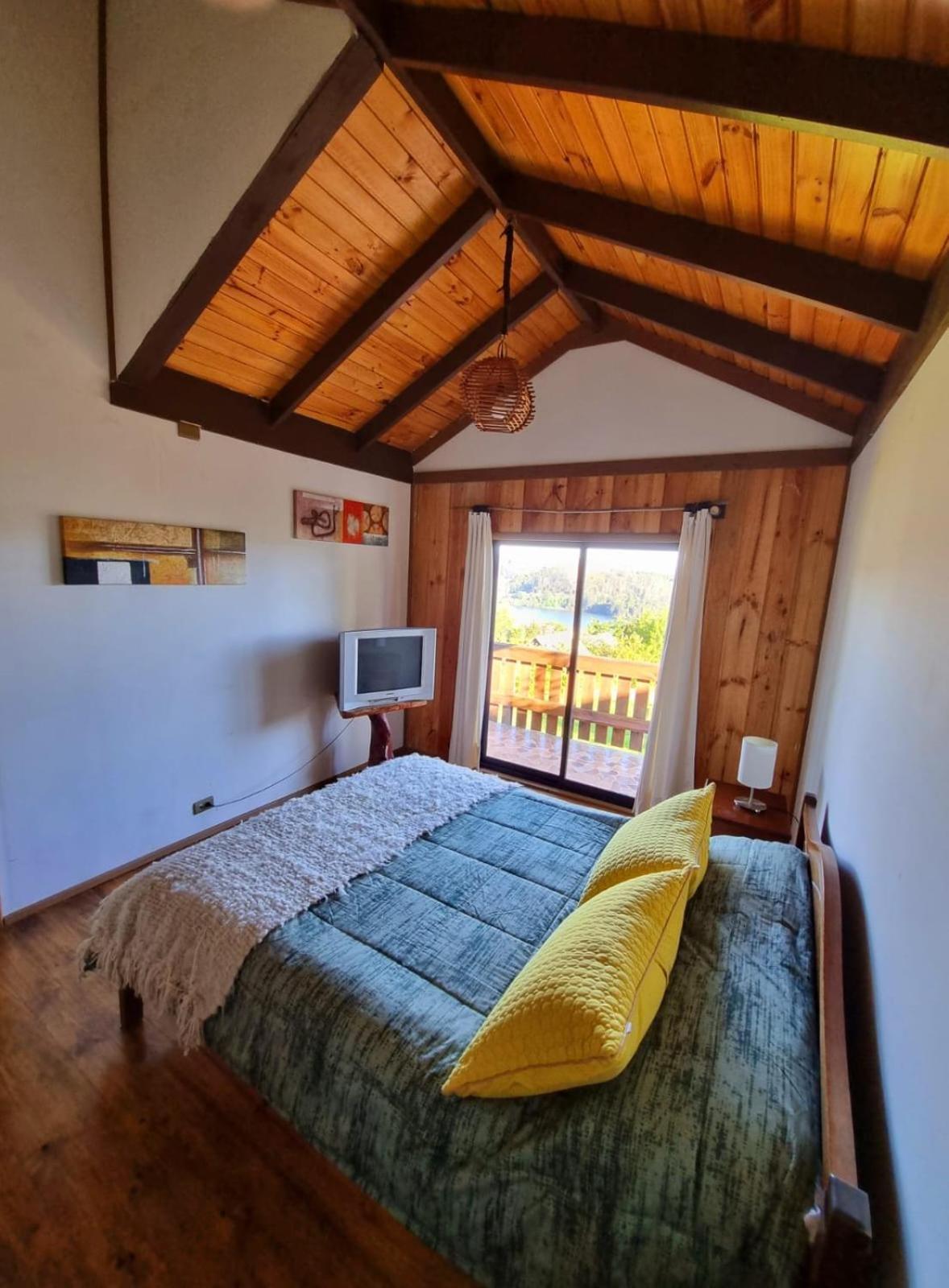 Altos De Pino Huacho Apartment *
